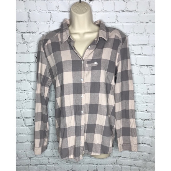 Olive & Oak Tops - Olive & Oak Gray Flannel Button Up Size M